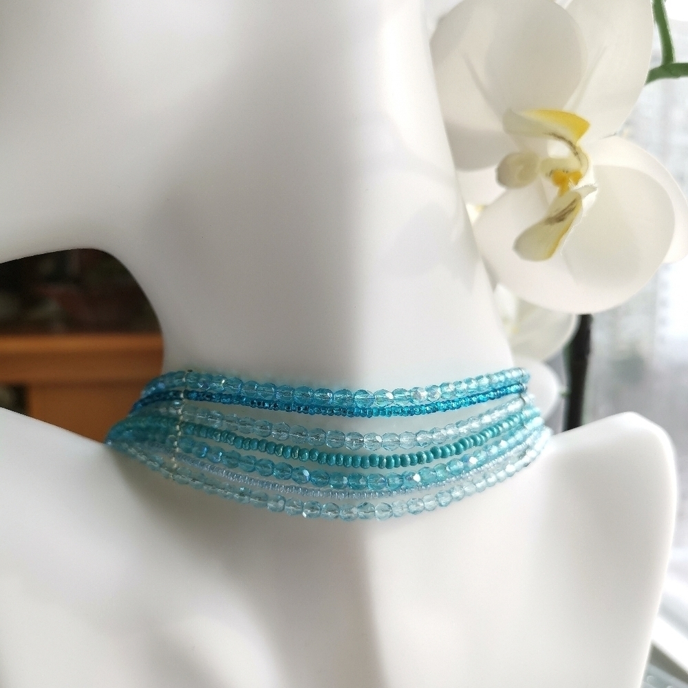 Turquoise choker necklace blue crystal beaded 🆕 - Picture 4 of 4
